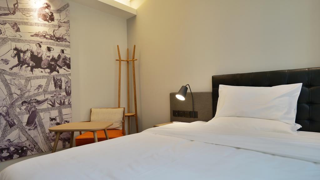 Hanting Premium Hotel Shanghai South Xizang Road Eksteriør billede